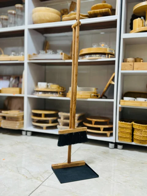 جارو خاک انداز چوبی