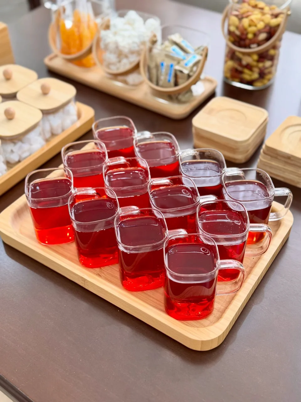 لیوان مربع deli
